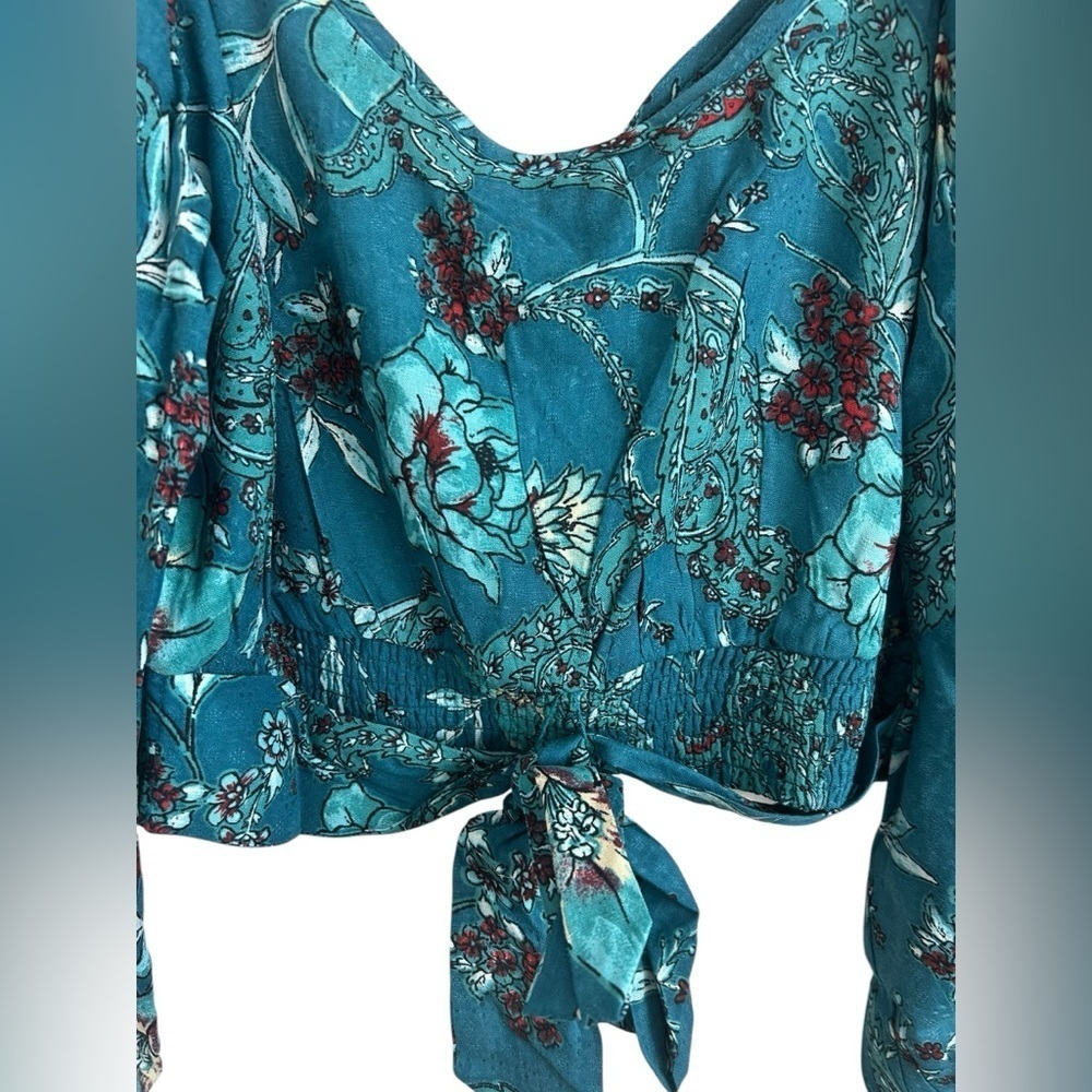 BOG Band of the Free SYBILLE Teal Floral Crossover Crop Top Womens Sz Large NWT - Picture 9 of 13